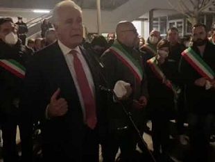 no-alla-guerra-i-sindaci-dellarea-metropolitana-scendono-in-piazza