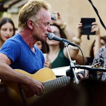 /images/0/0/00-sting-solo-guitar.jpg