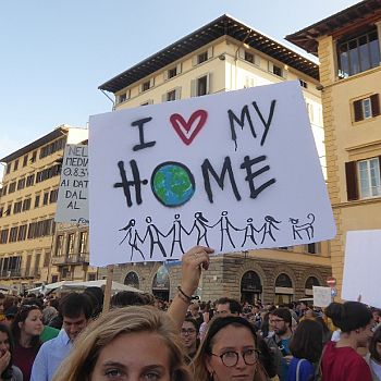 /images/0/1/01-fridays-for-future--firenze--27-settembre-2019--42-.jpg
