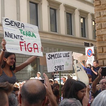 /images/0/1/01-fridays-for-future--firenze--27-settembre-2019--54-.jpg