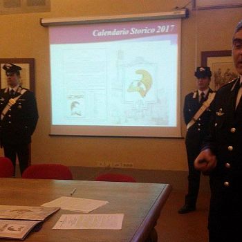 /images/0/2/02-carabinieri-calendario-2017-a.jpg