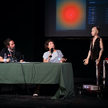/images/0/2/02-if26-abel-mafedebaggis-bydibenedetto.jpg