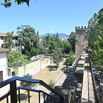 /images/0/2/02-il-camminamento-di-porta-san-frediano-firenze-2.jpeg