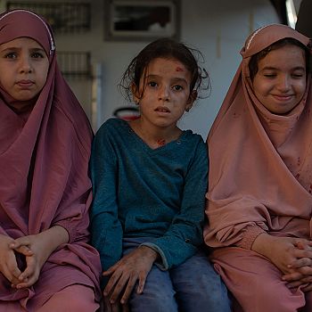 /images/0/4/04-i-bambini-di-gaza-sulle-onde-della-libertà.jpg