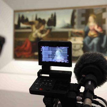 /images/1/3/13-filming-eos-leonardo-the-works-©-exhibition-on-screen.jpg