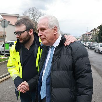 /images/1/3/13-sopralluogo-ponzano-sindaco-mantellassi-e-presidente-giani.jpeg