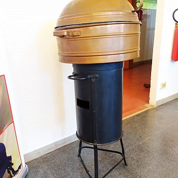 /images/1/6/16-vaporiera1-museo-paglia.jpg