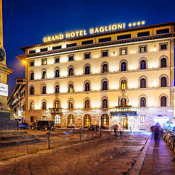 /images/1/7/17-grand-hotel-baglioni-esterno.jpg