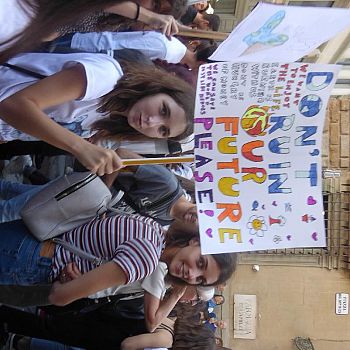 /images/1/9/19-fridays-for-future--firenze--27-settembre-2019--61-.jpg
