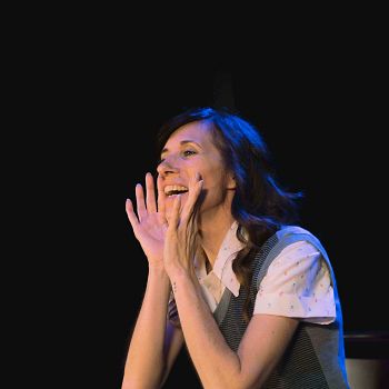 /images/2/2/22-alessia-cespuglio.jpg