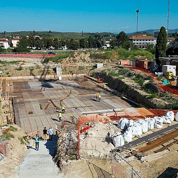 /images/2/6/26-cantiere-teatro-settembre-2026.jpeg