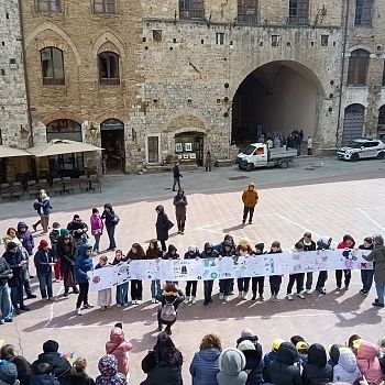 /images/2/7/27-giornata-consapevolezza-su-autismo-san-gimignano-2026-6.jpg