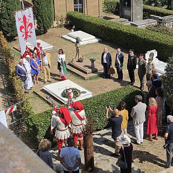 /images/2/8/28-cerimonia-commemaorazione-spadolini.jpeg