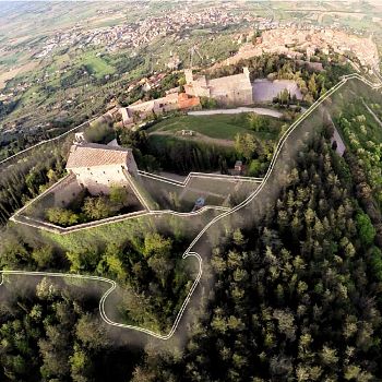 /images/2/9/29-fortezza-girifalco-drone.jpg