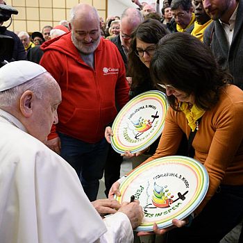 /images/3/0/30-noi-dal-papa--4-.jpg