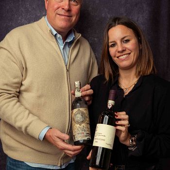 /images/3/0/30-rid-caterina-sacchet-e-antonio-michael-zaccheo--una-storia-nel-chianti-classico-riserva-rid.jpg