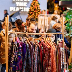 /images/3/2/32-vintage-market-tsh-xmas.jpg