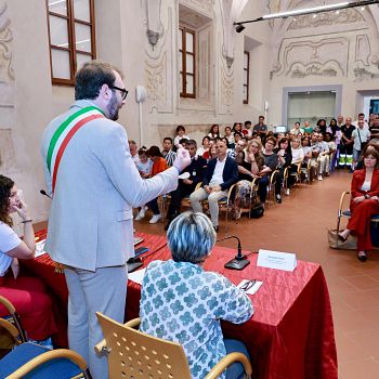 /images/3/3/33-cerimonia-sala-cenacolo-degli-agostiniani.jpeg