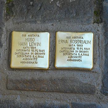/images/3/3/33-pietre-inciampo.jpg