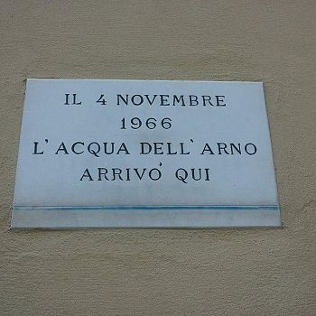 /images/3/3/33-targhe-alluvione-c.jpg