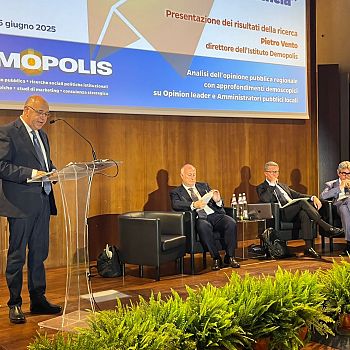 /images/3/9/39-assemblea-upi-toscana.jpeg
