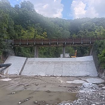 /images/4/0/40-cantiere-per-la-ricostruzione-della-briglia-n--8-sul-torrente-senio-a-palazzuolo-sul-senio3.jpeg