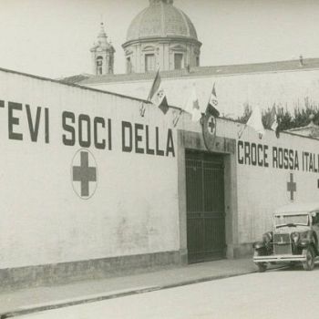 /images/4/0/40-sede-cri-anni-40.jpg