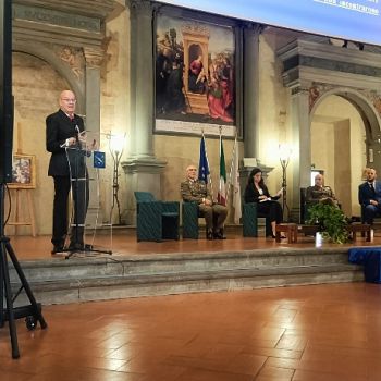 /images/4/1/41-3--evento-fondazione-salomone-intervento-generale-di-martino.jpg