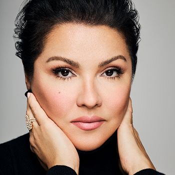 /images/4/2/42-anna-netrebko.jpg