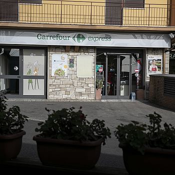 /images/4/3/43-carrefour-express.jpg