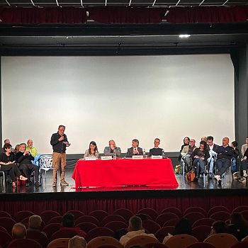 /images/4/3/43-consiglio-comunale-aperto-scuola-san-donato-1.jpeg