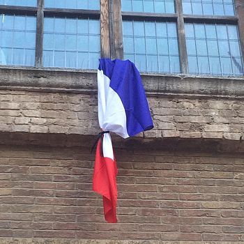/images/4/4/44-bandiera-francia2.jpg