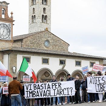 /images/4/5/45-piazza-3.jpg