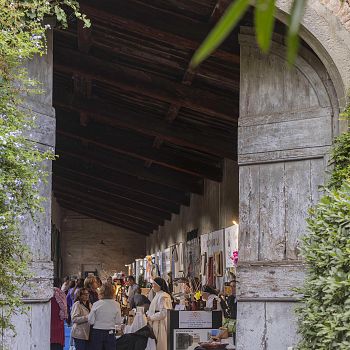 /images/4/6/46-8-artigianato-e-palazzo-limonaia-grande.jpg