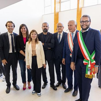 /images/4/8/48-inaugurazione-scuola-carrucci-pontorme-2024-9-16--9.jpeg