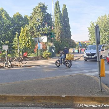 /images/4/8/48-monopattini--bici-elettriche--25-.jpg