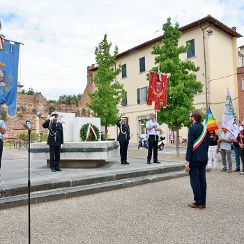 /images/4/9/49-cerimonia-24-luglio-2025-1.jpeg
