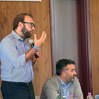 /images/4/9/49-photo-5854938532634365823-y.jpg