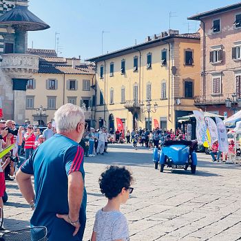 /images/5/0/50-piazza-duomo-mille-miglia.jpeg
