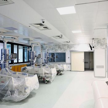/images/5/1/51-visita-assessora-monni-ospedale-di-empoli-subintensiva.jpg