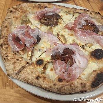 /images/5/2/52-pizzeria-centrale--6-.jpg