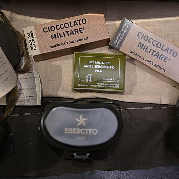 /images/5/6/56-esercito-al-pitti-taste-foto-2.jpg