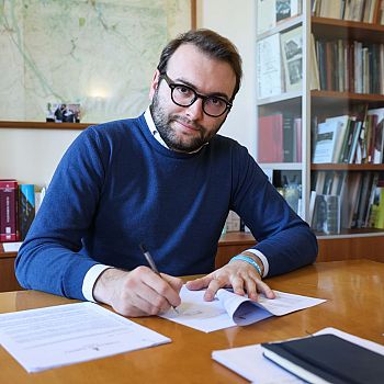 /images/5/8/58-firma-documento-alessio-mantellassi.jpeg