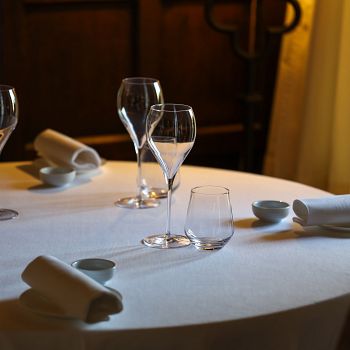 /images/5/9/59-contrada--restaurant---castel-monastero-2.jpg