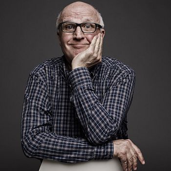 /images/6/0/60-paolo-hendel-©-fabriziofenucci.jpg