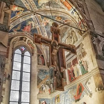 /images/6/7/67-arezzo---basilica-di-san-francesco---affreschi-di-piero-della-francesca.jpg