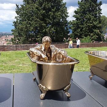 /images/6/9/69-fabre-uomo-vasche-belvedere.jpg