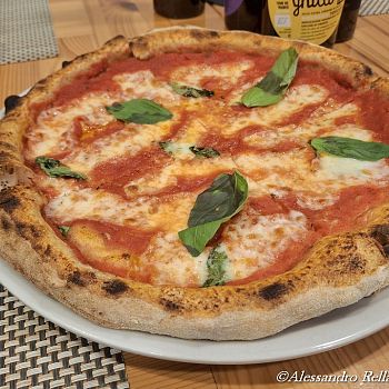 /images/7/0/70-pizzeria-centrale--3-.jpg