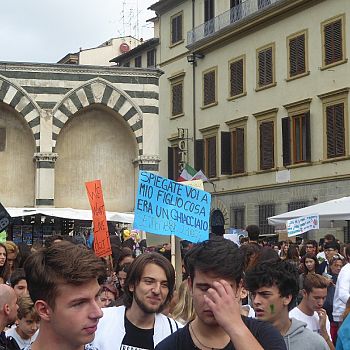 /images/7/1/71-fridays-for-future--firenze--27-settembre-2019--29-.jpg