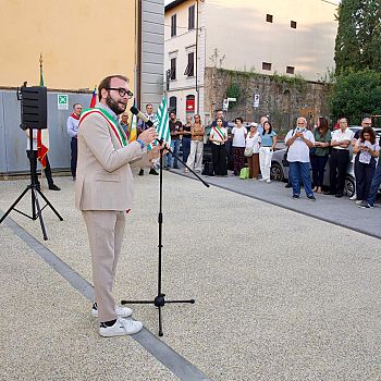 /images/7/3/73-cerimonia-sindaco-mantellassi-intervento.jpeg